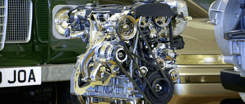 ¿Cuáles son las principales piezas del motor de un coche?