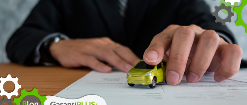 ¿Qué datos debe incluir el contrato de compraventa de un vehículo?