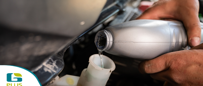 Mantenimiento del líquido de frenos en motos y coches